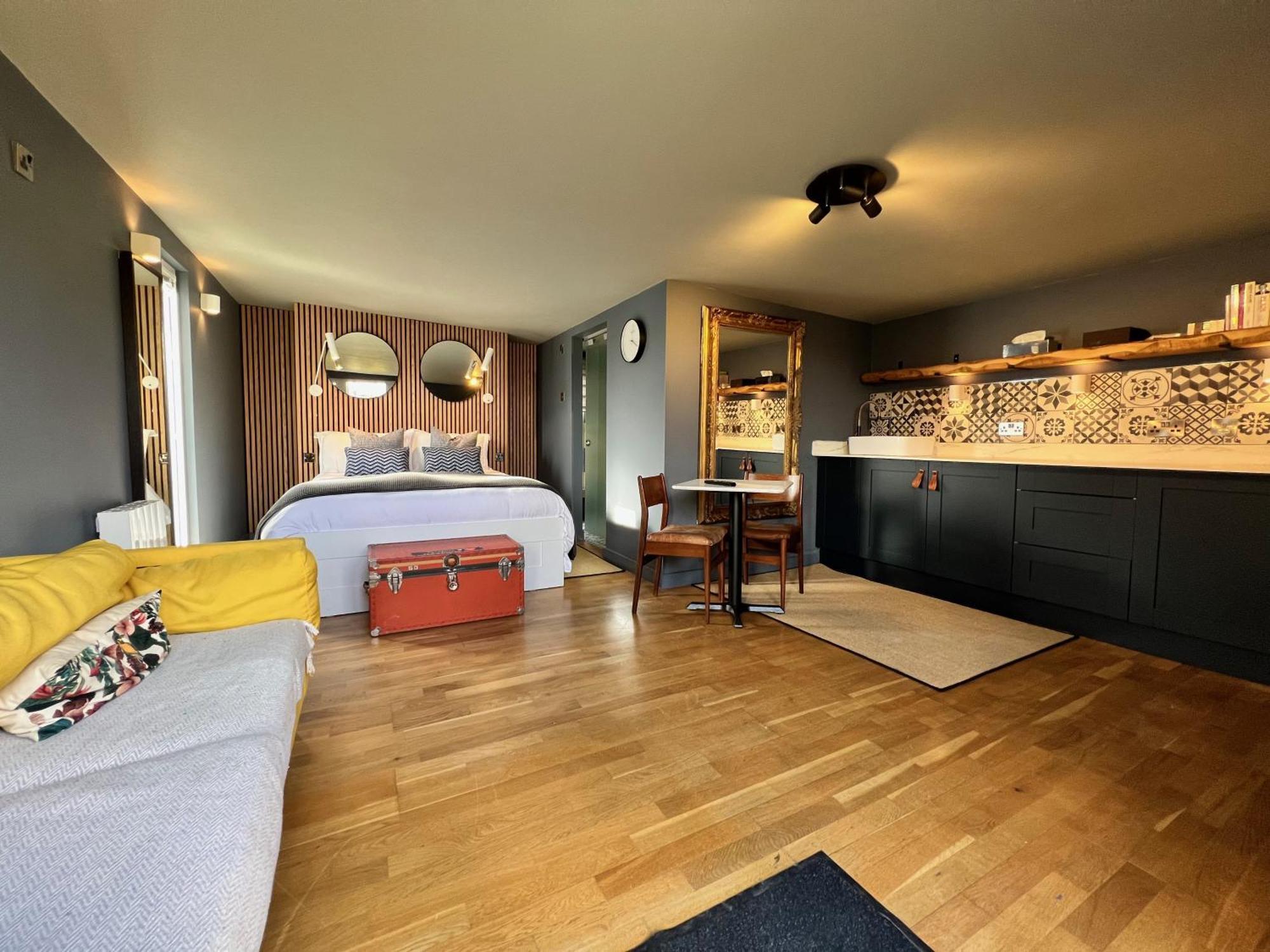 Rockmount Rooms & Apartment Тавісток Екстер'єр фото