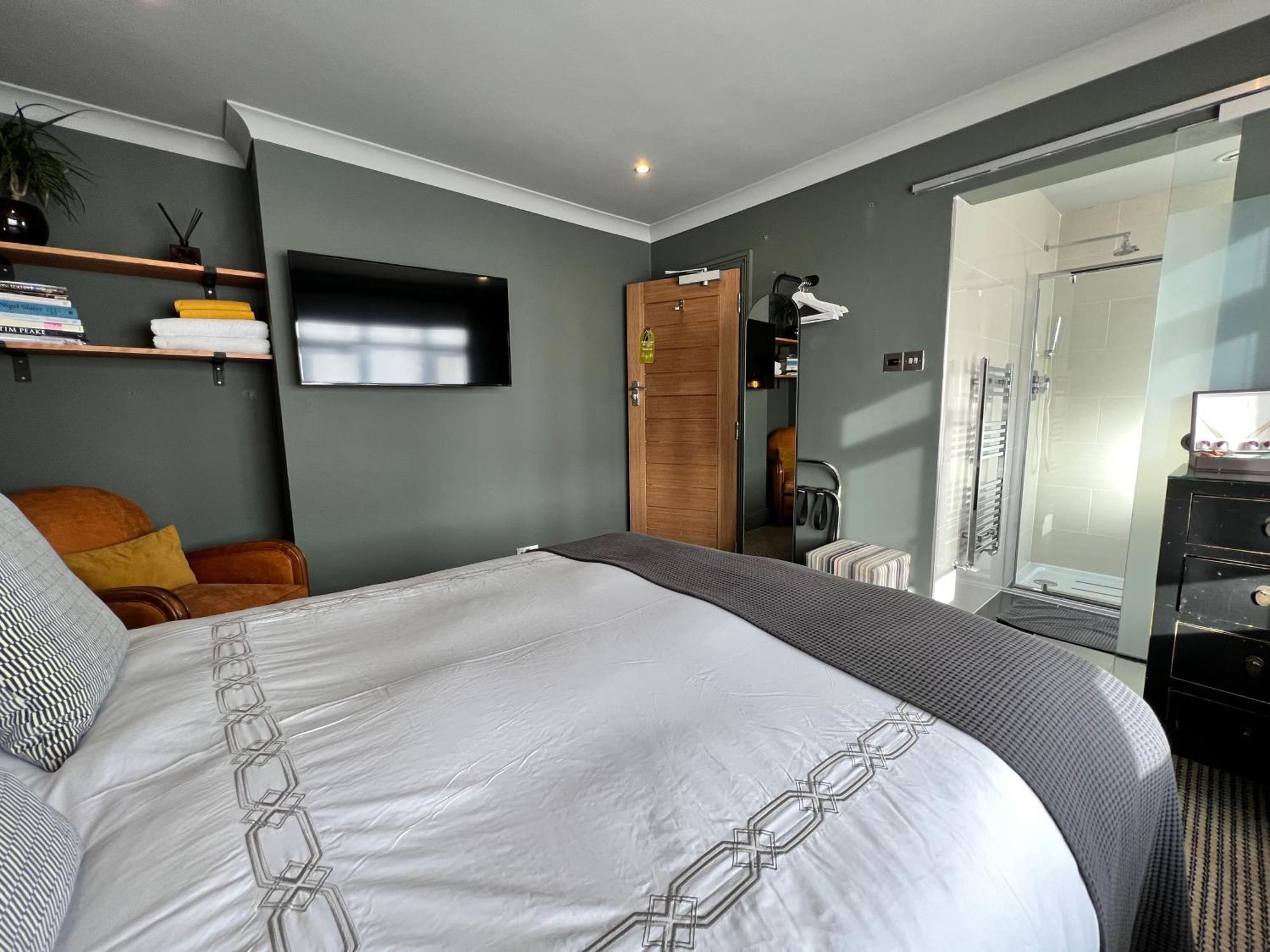 Rockmount Rooms & Apartment Тавісток Екстер'єр фото