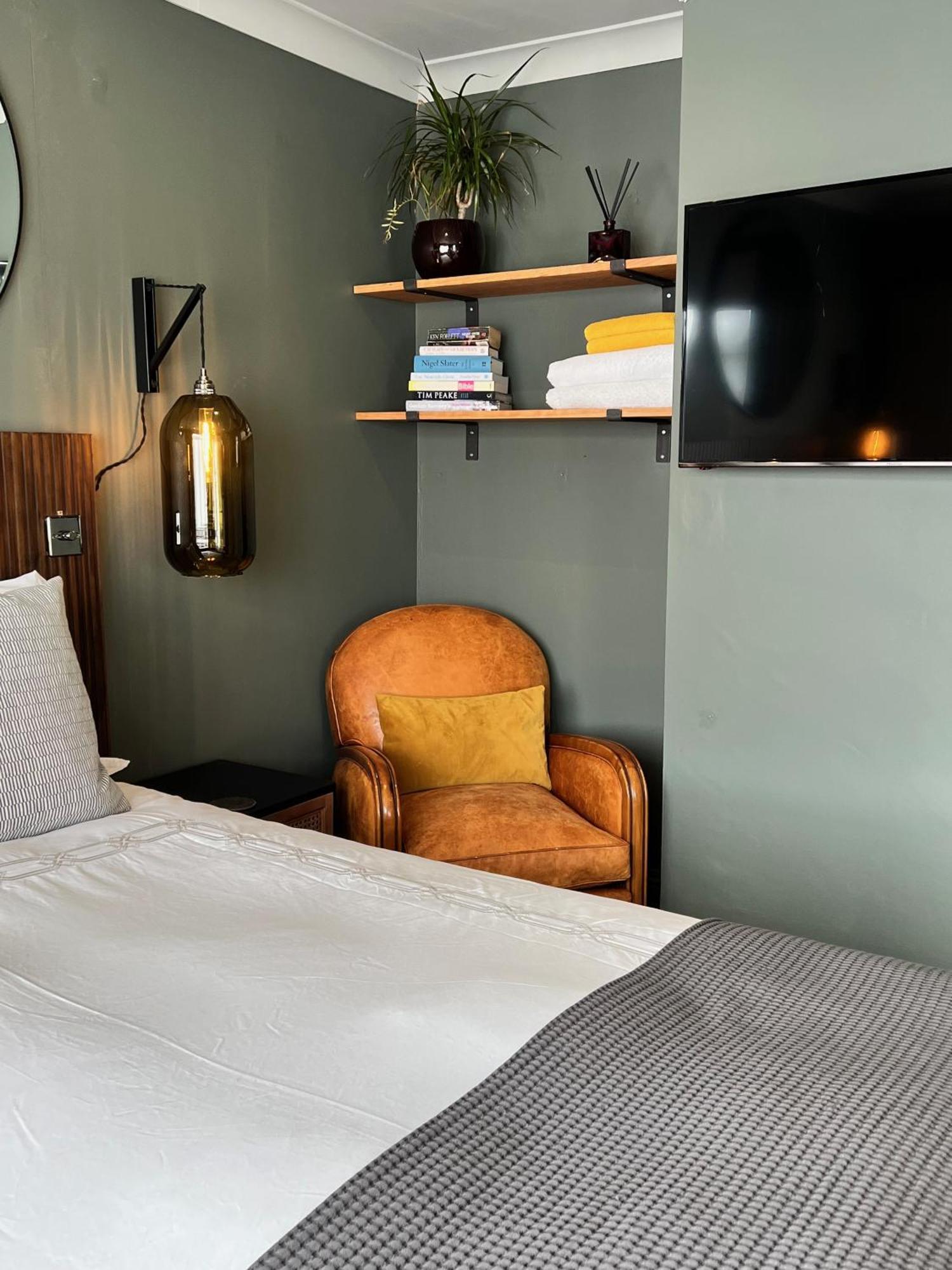 Rockmount Rooms & Apartment Тавісток Екстер'єр фото