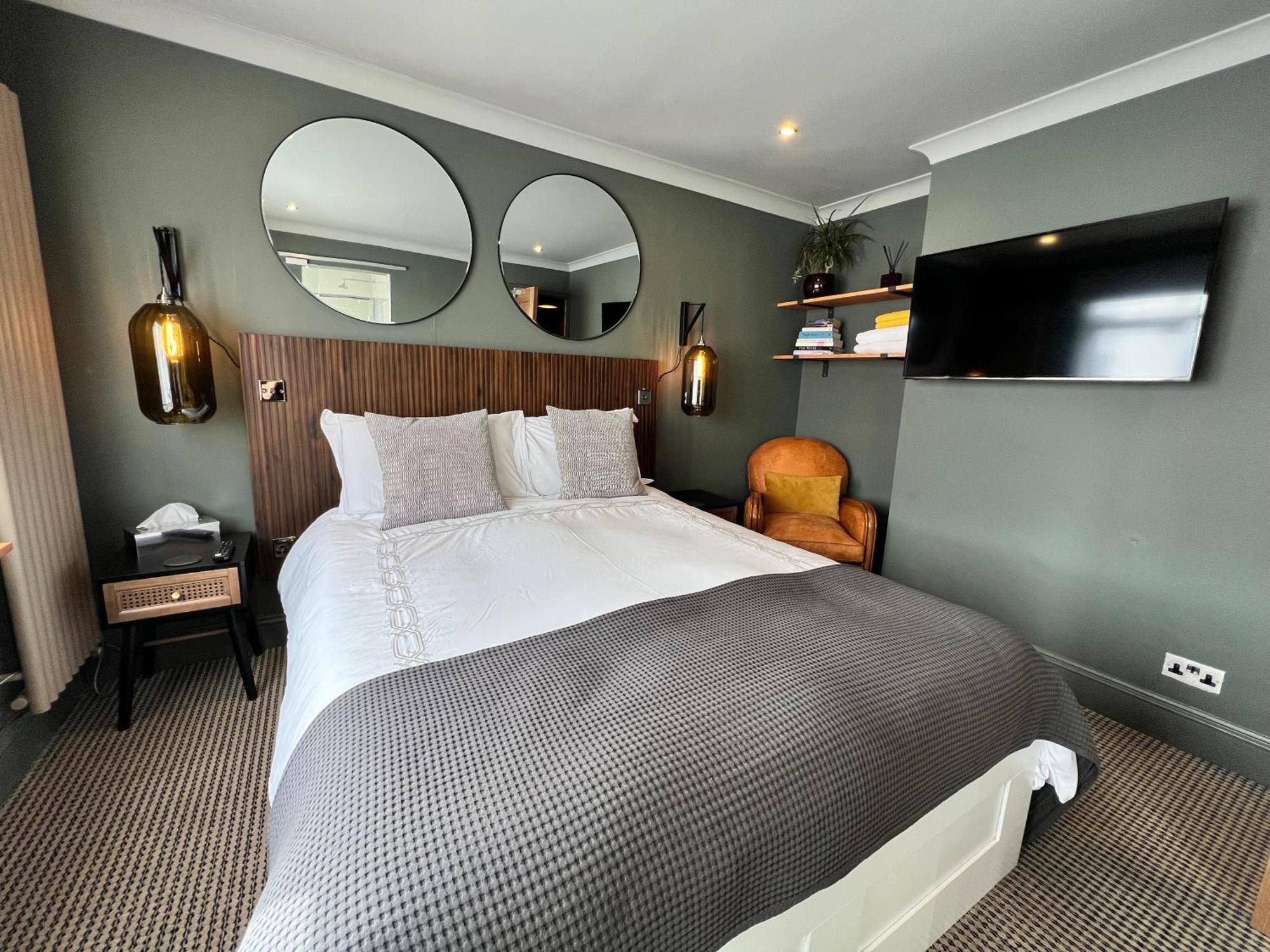 Rockmount Rooms & Apartment Тавісток Екстер'єр фото